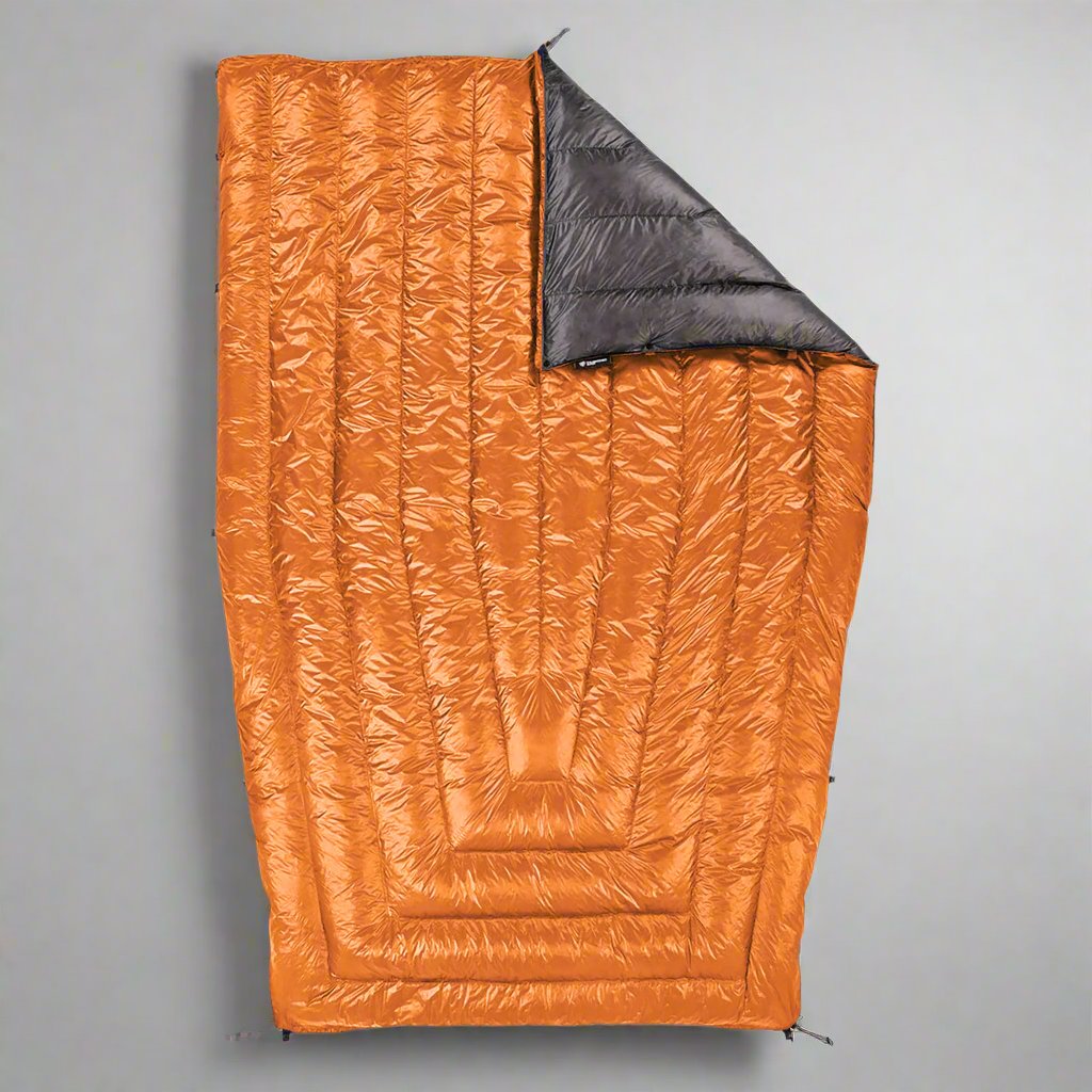 Enlightened Equipment Revelation Sleeping Quilt | Ultralight